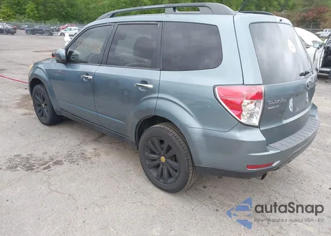 2011 Subaru Forester 2.5X Limited из США, поврежденный, VIN JF2SHAEC0BH749039